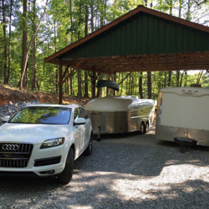 Aerovault-Leonard-Whitlock-garage-lgt Aerovault next to box trailer